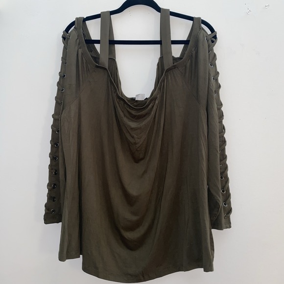 Venus Top Size 3X Green Lattice Off‎ Shoulder Cold Shoulder Long Sleeve - Picture 1 of 4